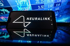 Стало известно о проблемах с мозговыми имплантами Neuralink